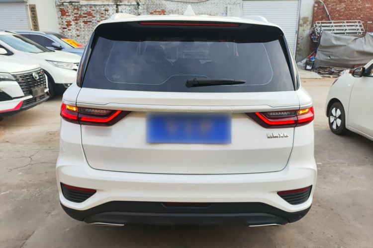 吉利汽车 远景X6 2020款 1.4T CVT尊贵型车身外观6