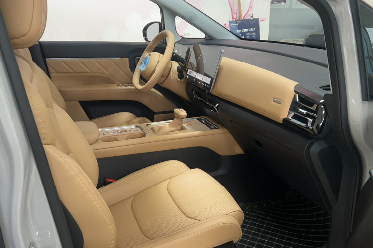 五菱汽车 星光730 2025款 1.5T CVT 精英型中控内饰7004