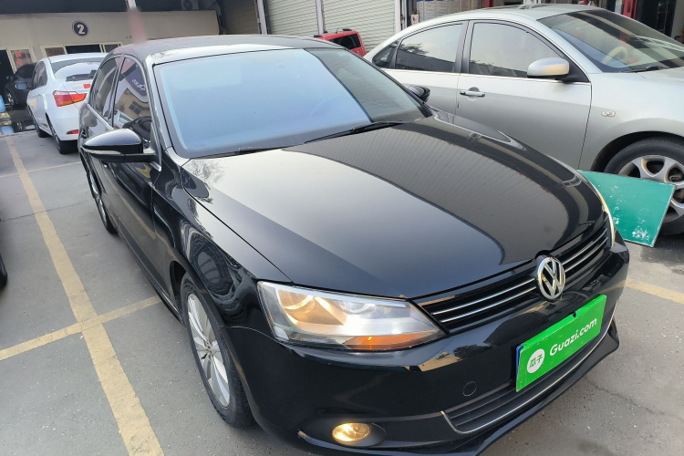 大众 速腾 2014款 1.6L 自动舒适型车身外观3