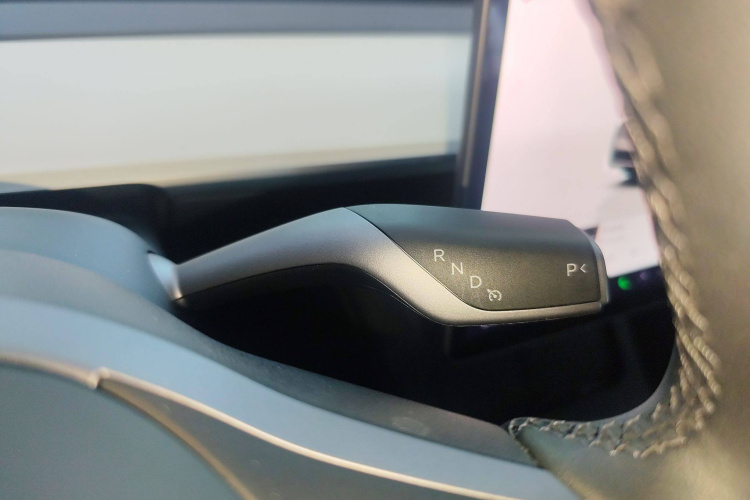 特斯拉 Model Y 2022款 改款 长续航全轮驱动版局部细节18