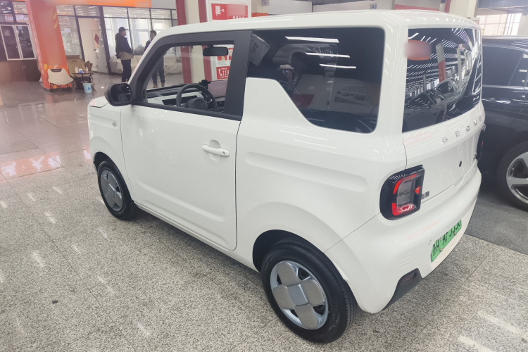 吉利银河 2023款 熊猫mini 200km 耐力熊车身外观4