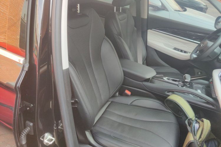 吉利汽车 星越L 2023款 2.0TD 高功自动两驱旗舰型局部细节41