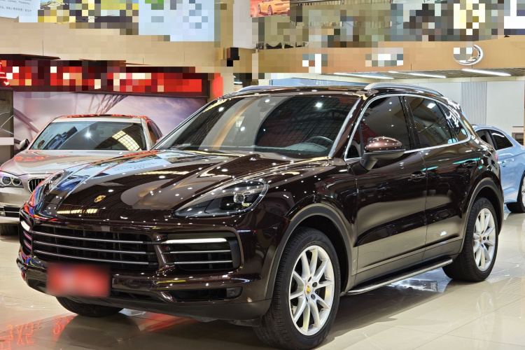保时捷 2018款 Cayenne 3.0T车身外观6002