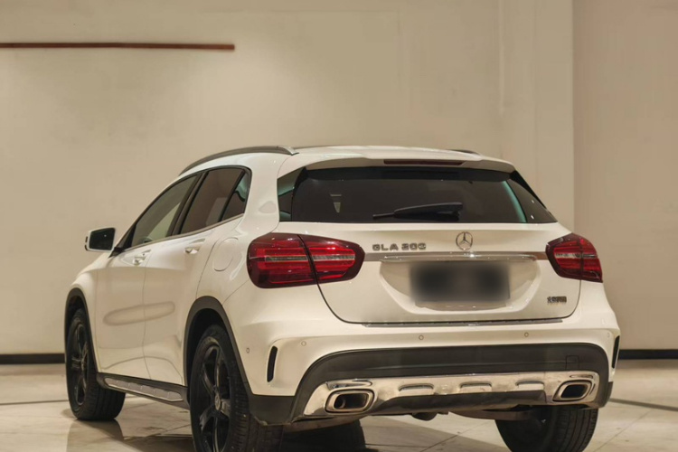 奔驰GLA 2019款 GLA 200 时尚型车身外观6005