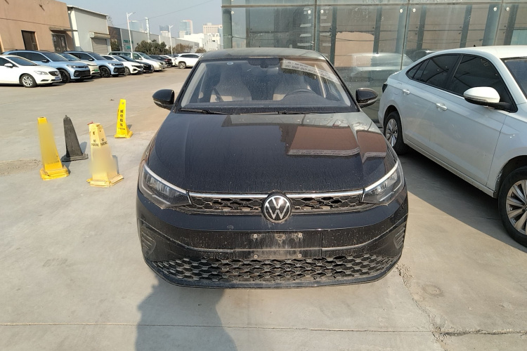 大众 朗逸 2023款 新锐 1.5L 自动新逸版车身外观2
