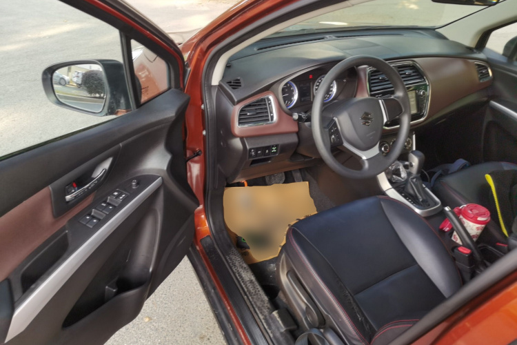 铃木 骁途 2017款 1.6L CVT两驱都市时尚型中控内饰20