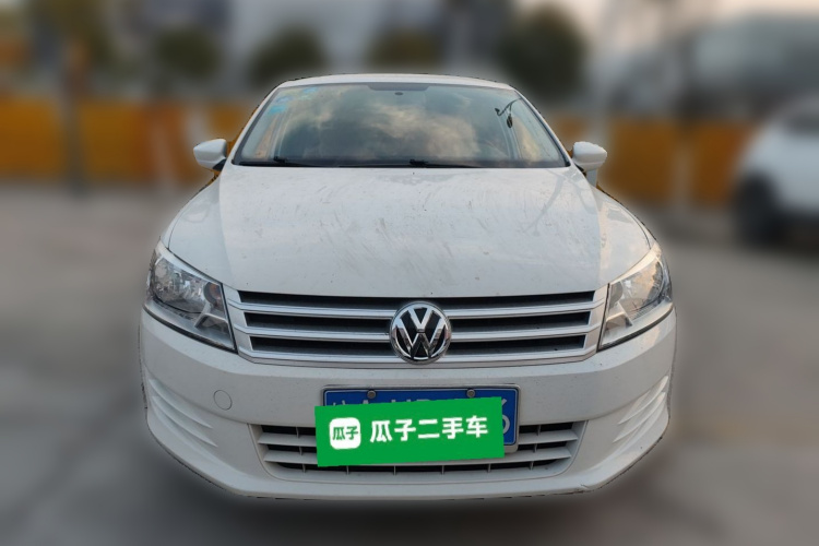 大众 桑塔纳 2015款 1.4L 手动风尚版车身外观2