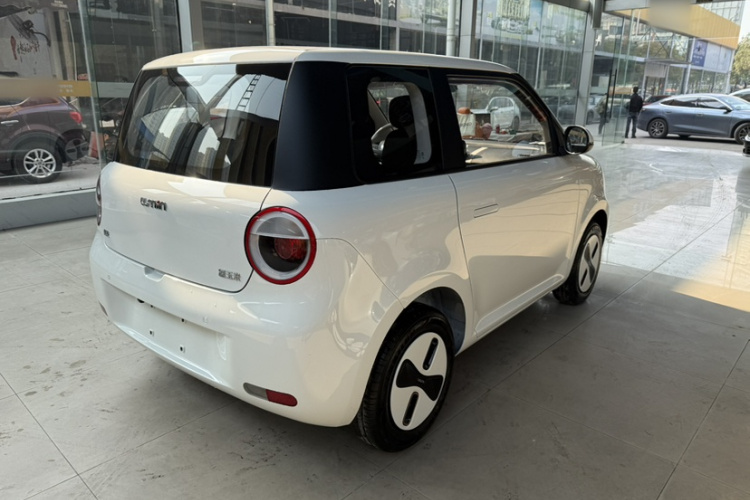 长安启源 长安Lumin 2026款 宝藏版 205km 酷爱米 宁德车身外观6006