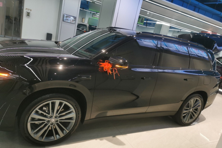 零跑汽车 零跑C16 2026款 增程 280激光雷达版 6座车身外观6003