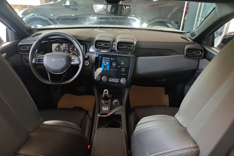 领克03 2021款 1.5TD DCT劲Plus中控内饰12