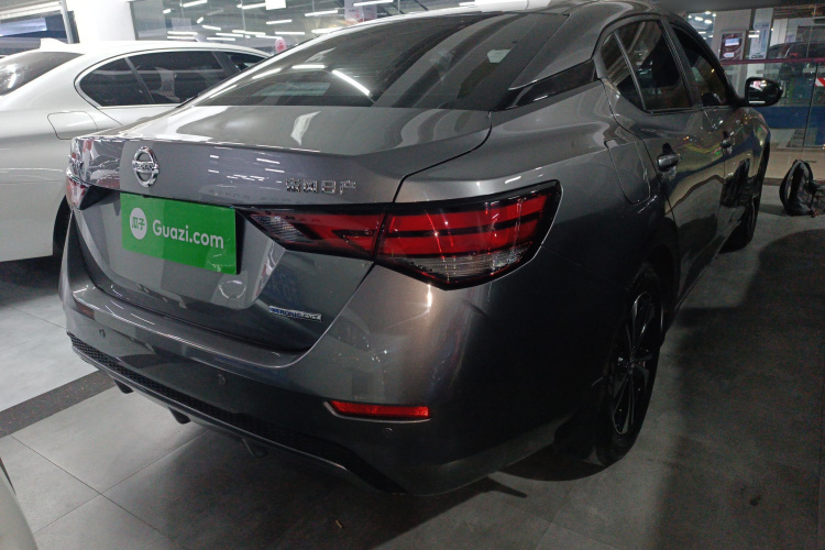 日产 轩逸 2020款 改款 1.6L XL CVT悦享版车身外观6005