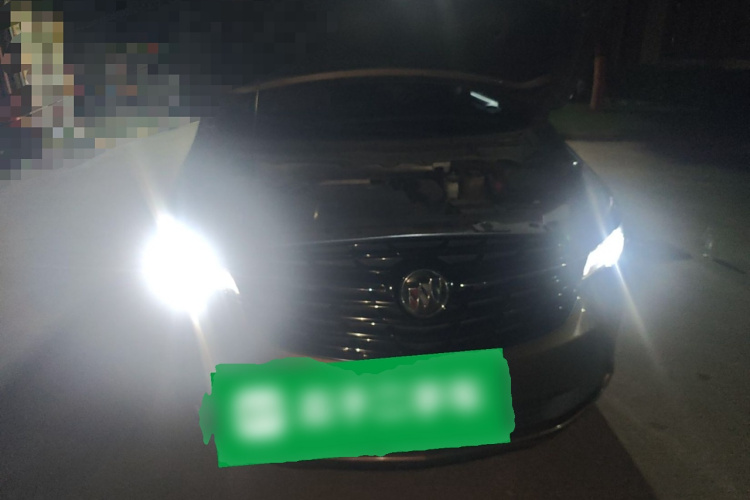 别克GL8 2021款 陆上公务舱 652T 舒适型局部细节24