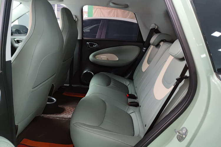 五菱汽车 五菱缤果 2024款 333km 悦享款中控内饰7004