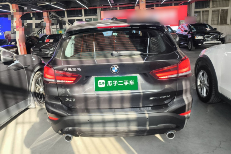 宝马X1 2022款 sDrive25Li 领先型车身外观6
