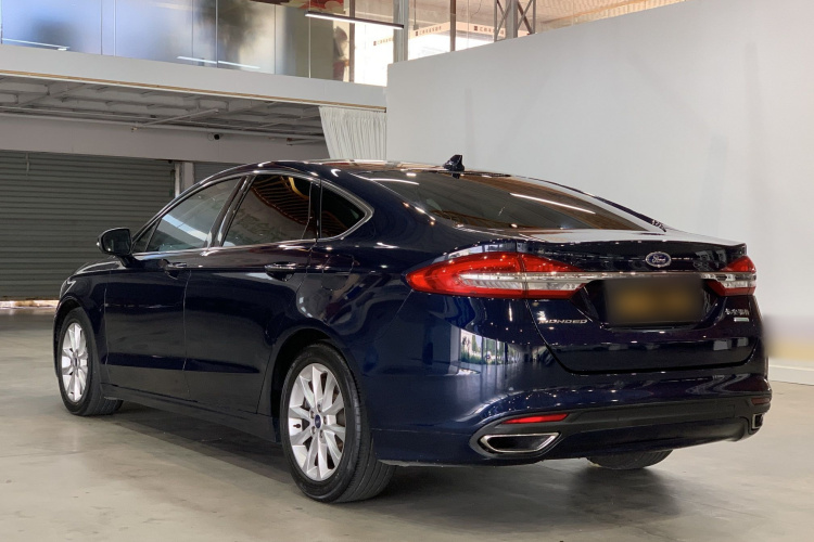 福特 蒙迪欧 2017款 改款 EcoBoost 180 时尚型车身外观6004