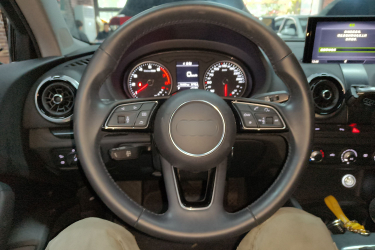 奥迪A3 2020款 Limousine 35 TFSI 时尚型 国VI中控内饰13