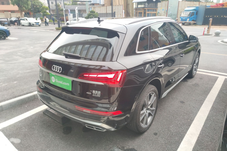 奥迪Q5L 2022款 改款 45T 豪华动感型车身外观7