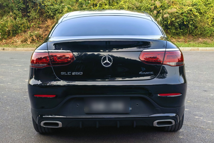 奔驰GLC轿跑 2022款 改款 GLC 260 4MATIC 轿跑SUV车身外观6005