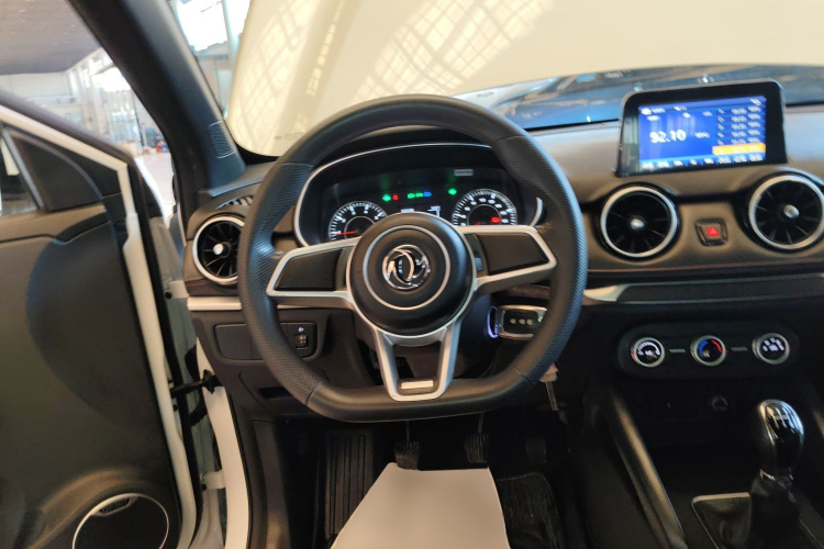 东风风光 风光500 2021款 1.5L 手动乐享型局部细节13