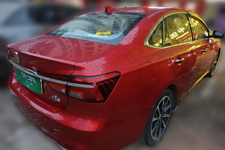 荣威i6新能源 2017款 45T 混动互联智尊版车身外观6005