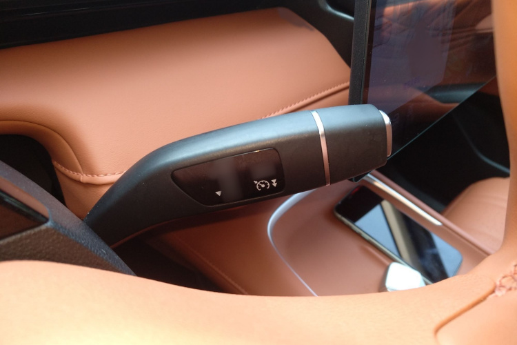 深蓝汽车 深蓝S07 2024款 215Max 乾崑智驾ADS SE增程版局部细节18