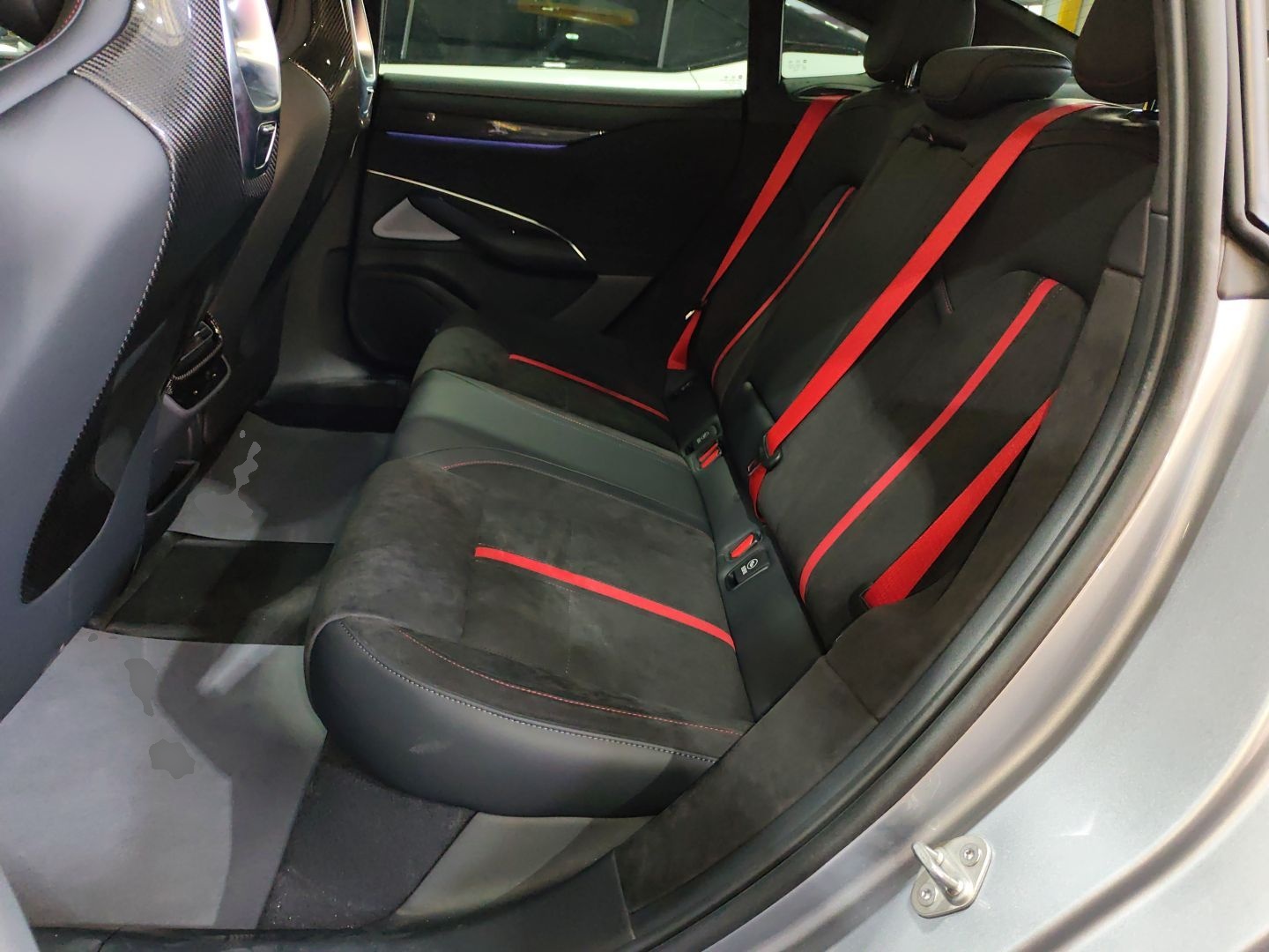 小米汽车 小米SU7 Ultra 2025款 Ultra