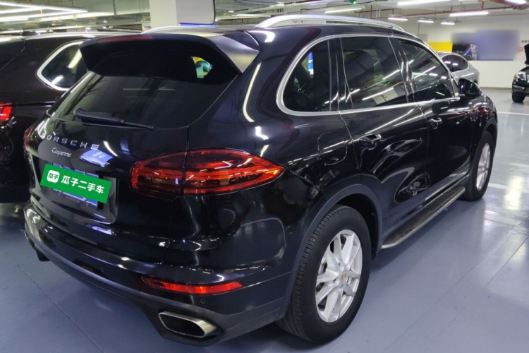 保时捷 2016款 Cayenne 3.0T车身外观7