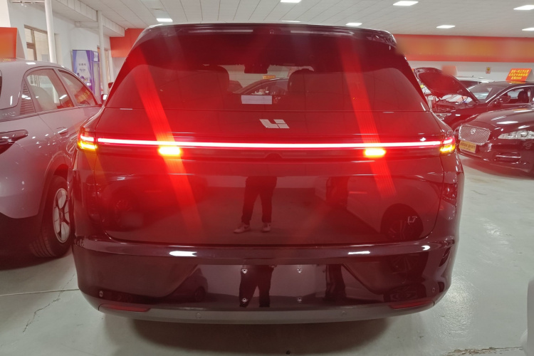 理想汽车 理想L7 2023款 Air车身外观6