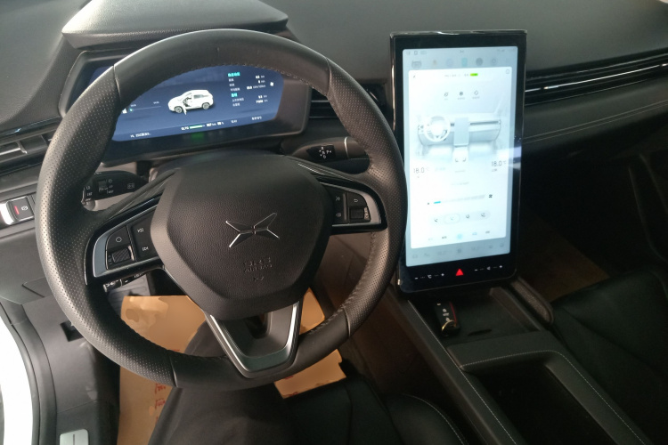 小鹏G3 2022款 G3i 460N中控内饰12