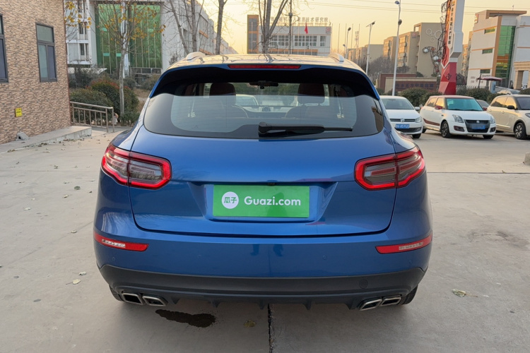 众泰SR9 2017款 2.0T 自动极致之心版车身外观6007