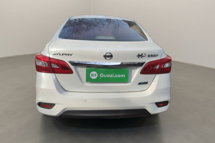 日产 轩逸 2016款 1.6XL  CVT尊享版车身外观6