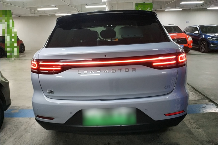 零跑汽车 零跑C11 2026款 增程 300激光雷达智尊版车身外观6