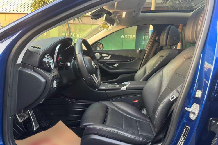 奔驰C级 2019款 C 260 L 运动版车身外观6009