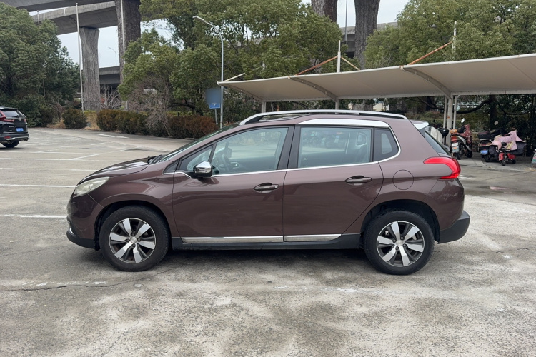 标致2008 2014款 1.6L 自动领航版车身外观6007