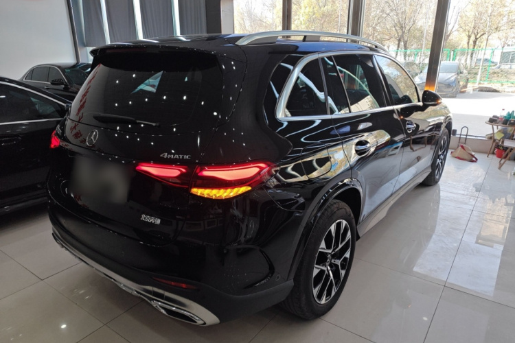 奔驰GLC 2023款 GLC 260 L 4MATIC 豪华型 5座车身外观7