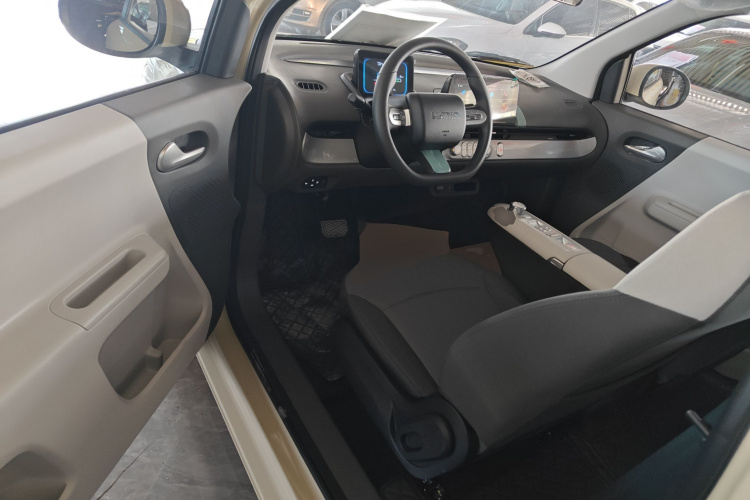 长安启源 长安Lumin 2025款 205km 香沁款中控内饰7003