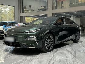 吉利银河 银河星耀8 2025款 130km EM-i 旗舰版