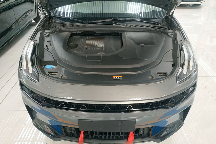 领克06 2023款 Remix 1.5T 劲Pro机舱底盘24