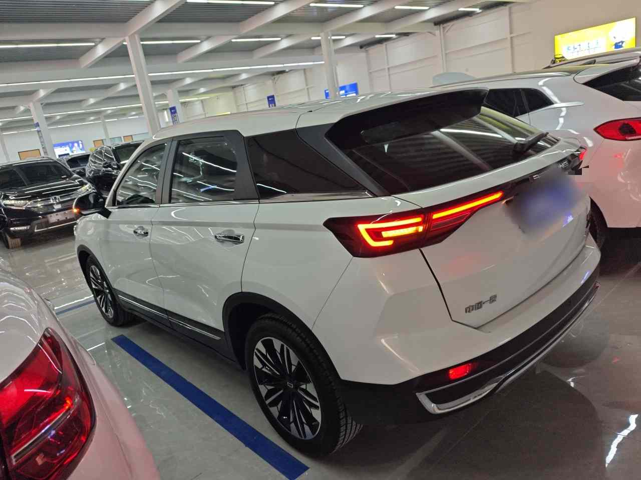 奔腾T77 2023款 1.5T 自动豪华型(4)