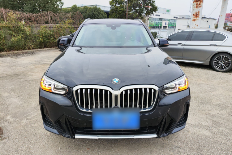 宝马X3 2022款 xDrive25i M运动套装车身外观2