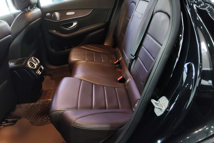 奔驰GLC 2021款 GLC 300 L 4MATIC 动感型中控内饰7004