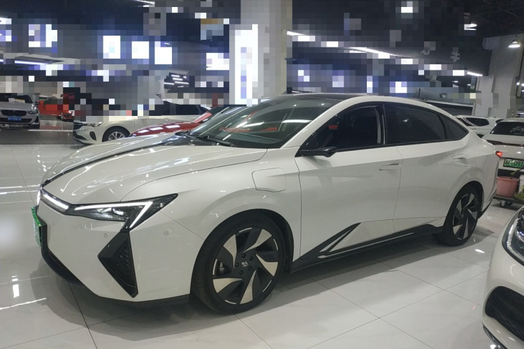 灵悉L 2024款 头号玩家版车身外观6003