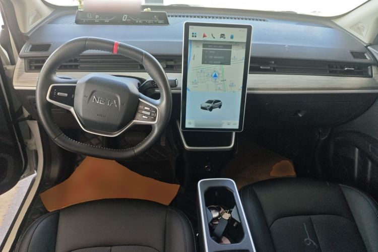 哪吒汽车 哪吒V 2021款 Co-sport 魔力版中控内饰12