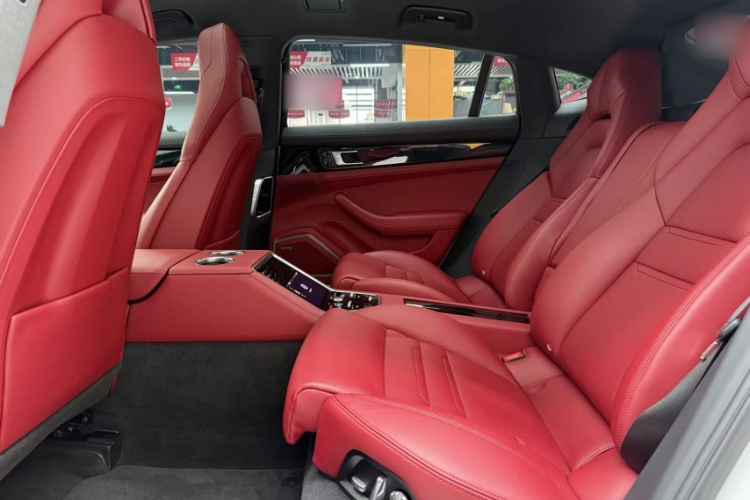 保时捷 2021款 Panamera 4 行政加长版 2.9T中控内饰7003