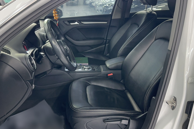 奥迪A3 2017款 Sportback 35 TFSI 进取型局部细节19