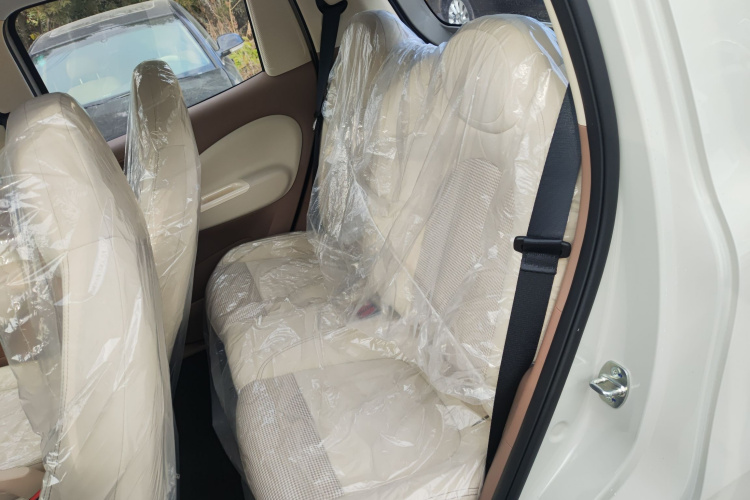 五菱汽车 宏光MINIEV 2025款 四门版 进阶款中控内饰21