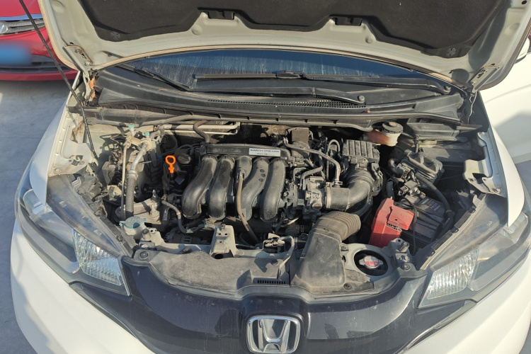 本田 飞度 2014款 1.5L SE CVT时尚型机舱底盘24