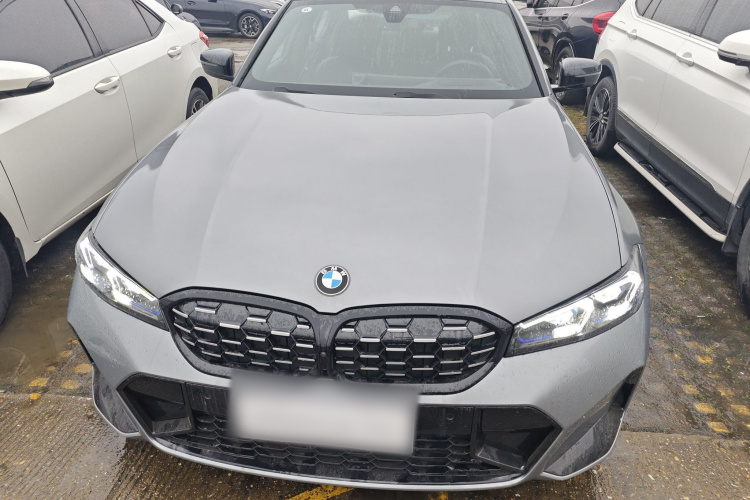 宝马3系 2023款 330i M运动曜夜套装车身外观6001