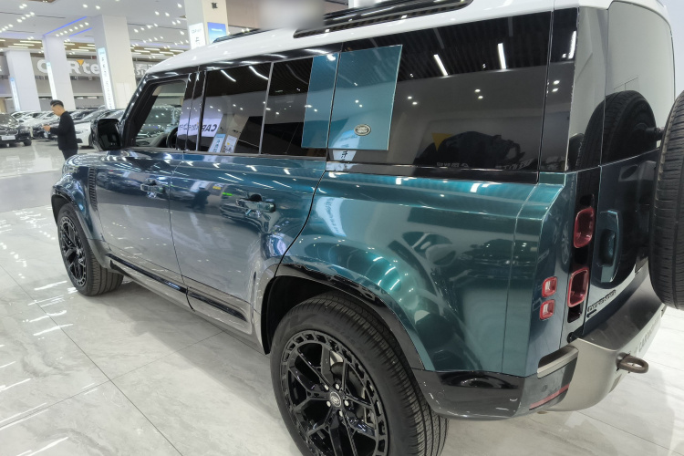 路虎卫士 2022款 110 P400 X-DYNAMIC HSE车身外观6003