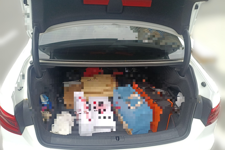 奥迪A4L 2017款 Plus 40 TFSI 时尚型局部细节23